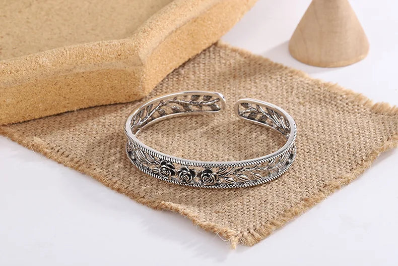 Neue Retro Rose Blatt Hohl Armbänder 925 Sterling Silber Schmuck Temperament Persönlichkeit Süße Blume Öffnung Armreifen TYB119