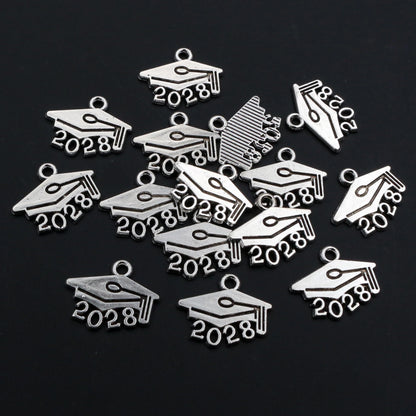 50 Stück 9x14mm Jahr Nummer 2026 2027 2028 Anhänger Charms DIY Schmuck Herstellung Schmuck finden antike versilbert Zubehör