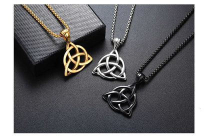 Vnox Wikinger-Halsketten mit keltischem Knoten für Herren, Edelstahl, Dreifachknoten-Anhänger, lässiger Herrenschmuck mit 61 cm Box-Kette