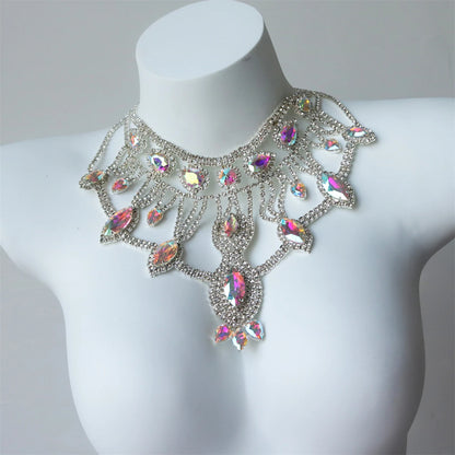 Elegante und glänzende AB-Farbe Kristall Halskette Schmuck für Frauen exquisite Hochzeit Party Kristall Kragen Kette Abendessen Schmuck