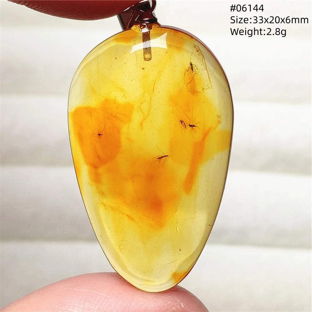 Natürlicher Piebald-Bernstein-Anhänger, gelber Bernstein, 36 x 23 x 14 mm, Edelstein-Anhänger, Halskette, Schmuck, AAAAA