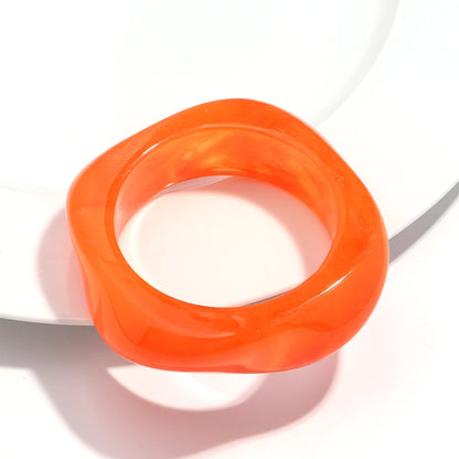 Vintage Acryl große bunte geometrische unregelmäßige Armreifen für Frauen trendige Harz breite Manschette Armreifen Armbänder 2025, Modeschmuck
