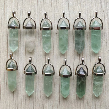 Schneller Versand Naturstein Quarz Aventurin Lapis Kristall sechseckige Säule Anhänger für Schmuck Zubehör 12 Stück Großhandel