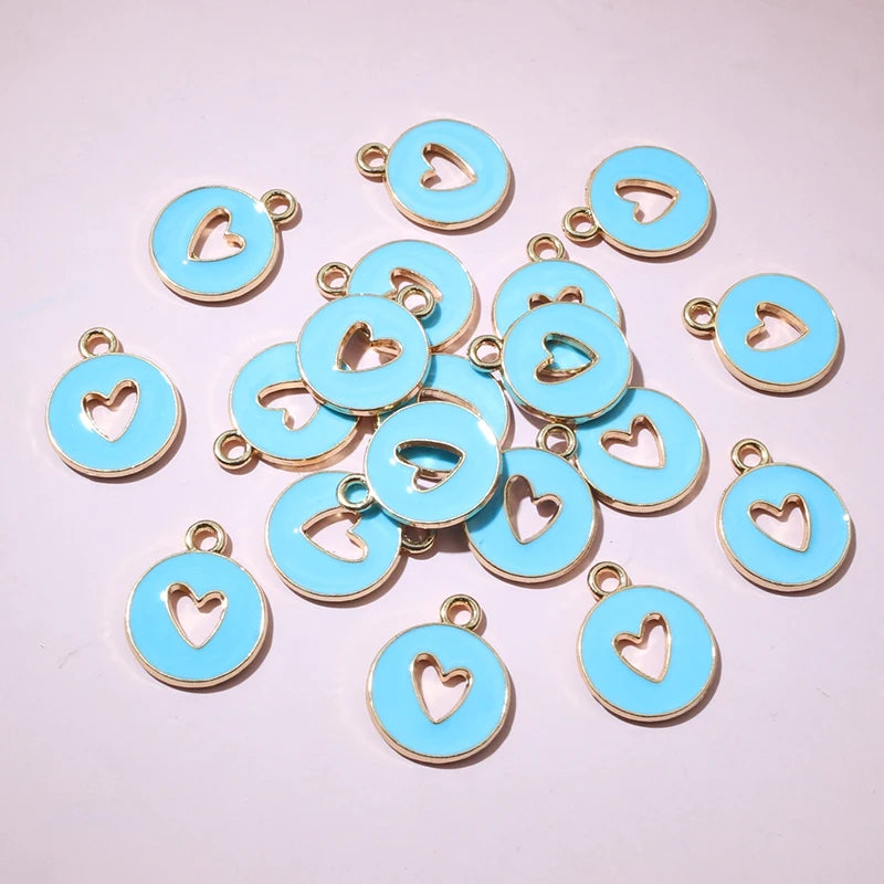 20 Stück 15 x 12 mm Emaille doppelseitig hohle Herz Charms Anhänger DIY Schmuckherstellung Zubehör für Armband Ohrringe Halskette