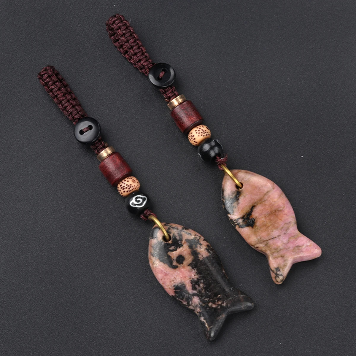 1 stücke natürliche Halbe del stein Tigerauge Stein gewebte kleine Fisch Auto Schlüssel bund Tasche Anhänger Schmuck Zubehör Geschenk