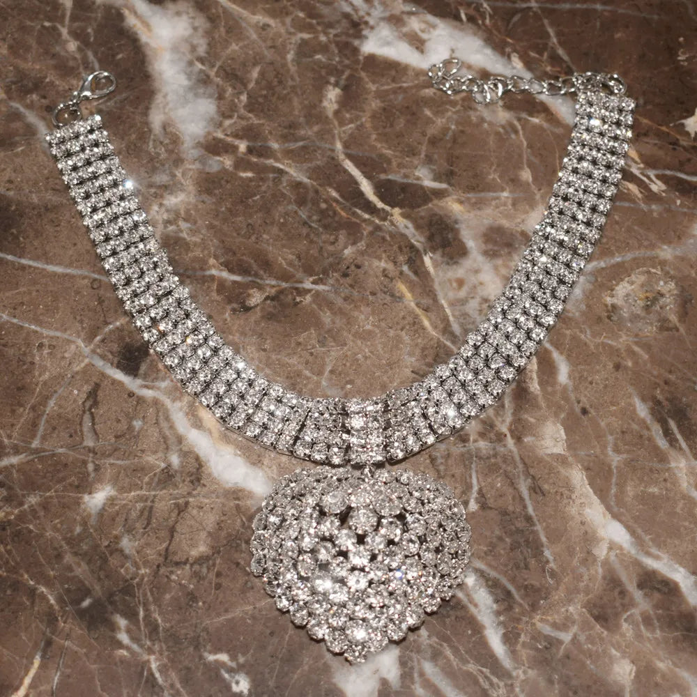 Glänzende voller Strass lange Kette Halsband Aussage Halskette für Frauen Modeschmuck atemberaubende Halskette Zubehör