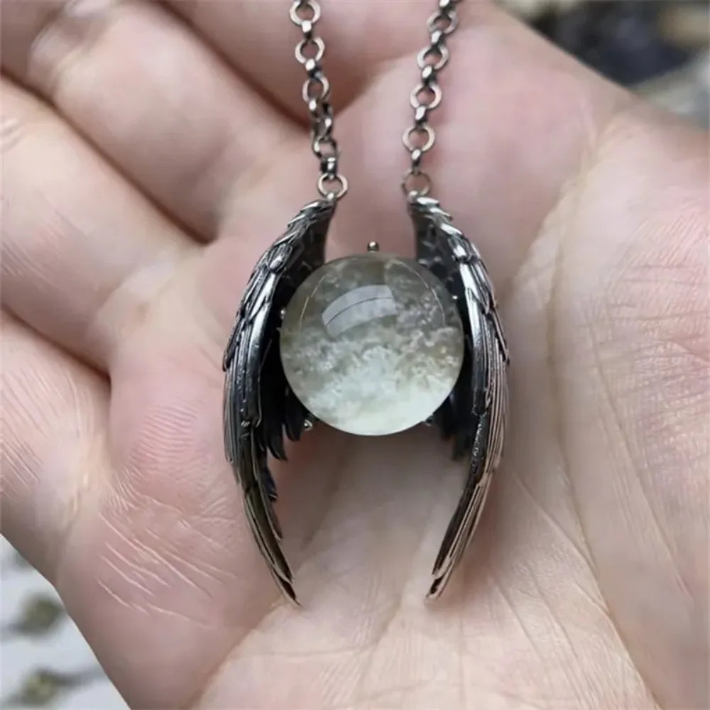 Ghost Wing Kristall Retro Halsketten für Damen und Herren, einzigartiger Punk-Gothic-Anhänger, Halsband für Halloween, Party, Modeschmuck, Geschenke