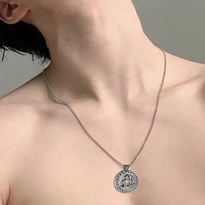 YILUOCD Viking Nordic Rune Halsketten für Männer Edelstahl Trinity Keltischer Knoten Anhänger Amulett Pagan Nordische Runen Jewerly