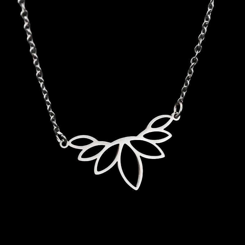 Choker Necklaces Vintage Flower Necklaces Stainless Steel Necklaces Pendant Chain Necklace For Women Jewelry Gifts