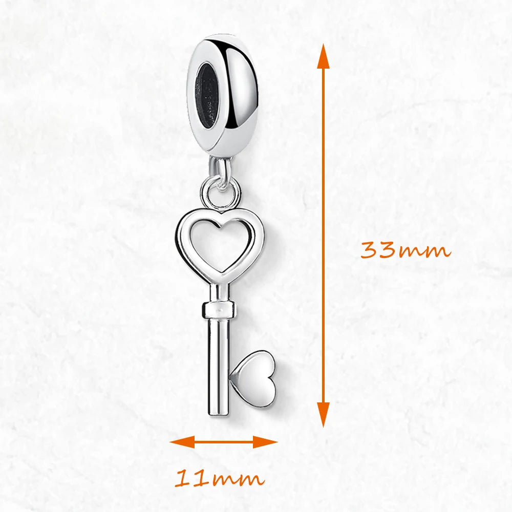 Modischer heißer Herz-Schlüsselanhänger, baumelnder Charme für Frauen, neues 925er-Sterlingsilber, romantisches Geschenk mit Liebe