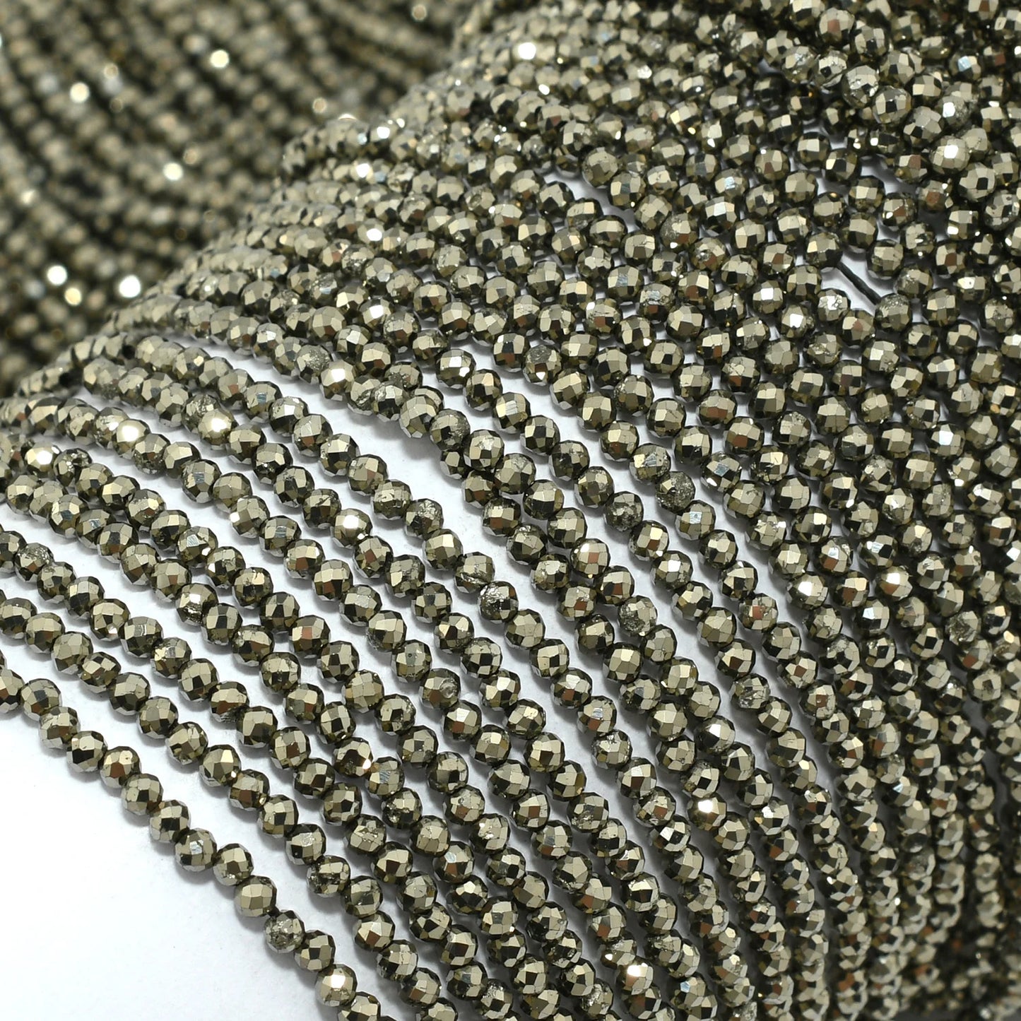 Natürliche facettierte runde Pyritperlen 2 mm/3 mm/4 mm