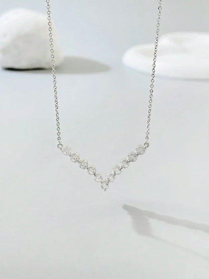 Schlichte, klassische, wunderschöne Zirkon-Schlüsselbeinkette aus 925er-Sterlingsilber mit V-förmigem Zirkon für Damen, Jahrestag, Party, hochwertiger edler Schmuck