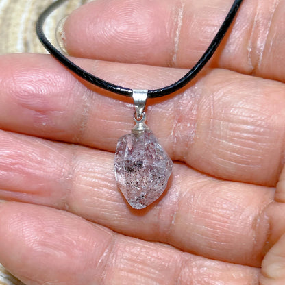 Natürlicher Kristall Herkimer Diamant Zubehör Hängestein Edelsteine Mineral Energie Reiki Heimdekorationen Geschenk Erzkristalle