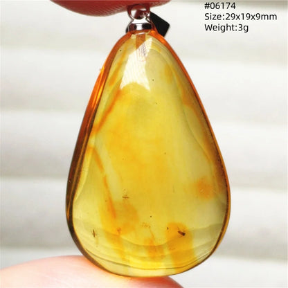 Natürlicher Bernstein-Anhänger Baltischer Blumen-Gelber Bernstein Damen Herren Schmuck Reiki-Stein AAAAAAA