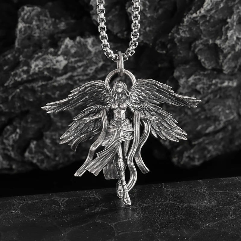 Modische vier geflügelte Göttin Mädchen Anhänger Halskette Retro Punk Glück Amulett Schmuck Geschenk für Männer und Frauen