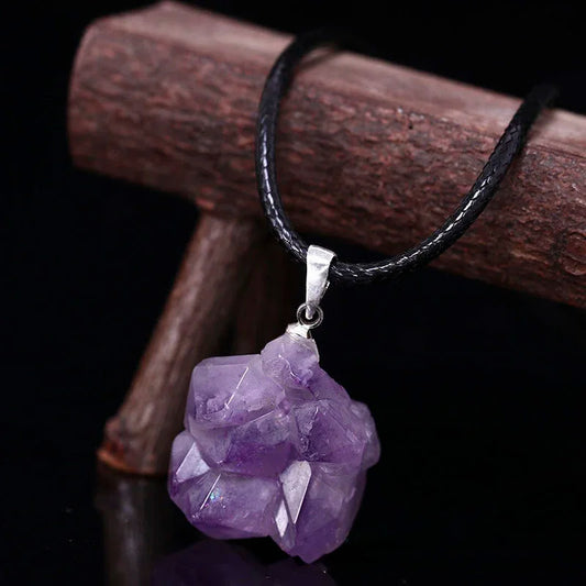 1PC Natürlicher Kristall Rohstein Amethyst Anhänger Energie Heilung Edelstein Amethyst Halskette Charms Chakra Halo Schmuck für Frauen