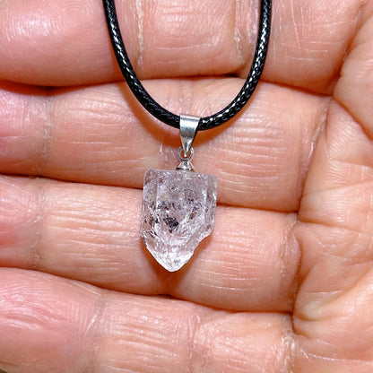 Natürlicher Kristall Herkimer Diamant Zubehör Hängestein Edelsteine Mineral Energie Reiki Heimdekorationen Geschenk Erzkristalle