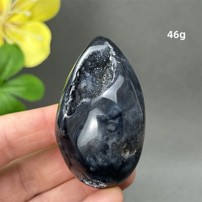 Natürlicher schwarzer Achat, Kristallloch, eiförmiger Kristall, Heilung, spirituelle Meditation, Mineralquarz, Aura, Energie, Heimdekoration