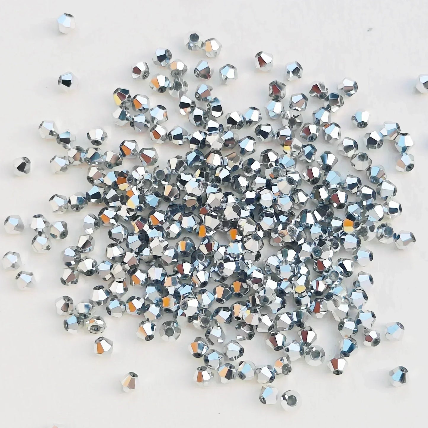 100pcs 4mm glänzende facettierte österreich Kristall perlen Bicone Perlen lose Spacer Perlen für Schmuck machen DIY Armband Halskette Anhänger