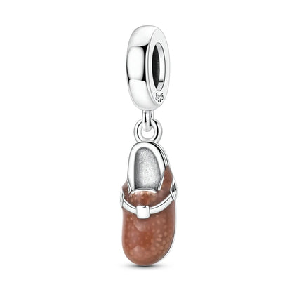 Klassische rote High Heels und goldene Turnschuhe aus 925er-Sterlingsilber, Fußball-Trophäe, baumelnder Charm, passend für Armbänder, Boutique-Schuhserie, Geschenke