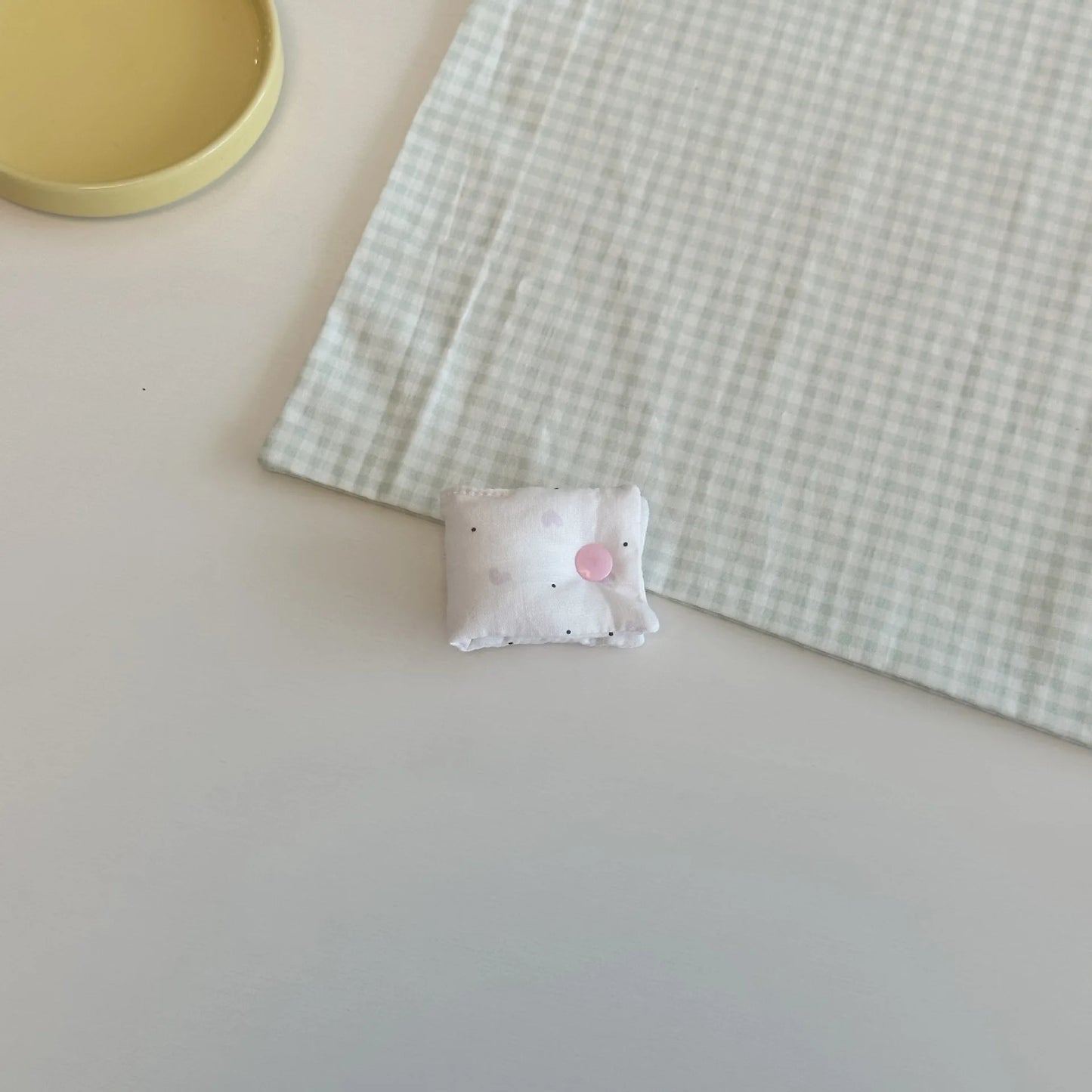 Niedlicher Herz-Kabelorganizer aus Stoff, Süßer Tragbarer Kabelclip für Ladegeräte, Handykabel und Reisekabelmanagement