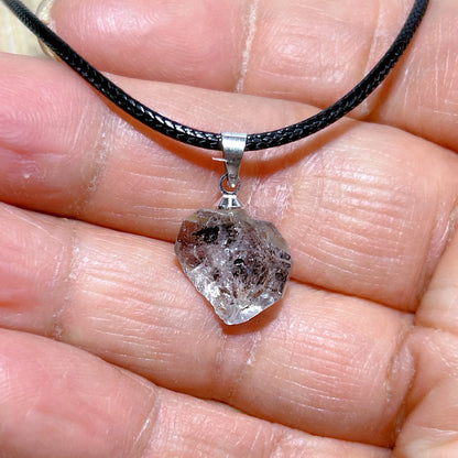 Natürlicher Kristall Herkimer Diamant Zubehör Hängestein Edelsteine Mineral Energie Reiki Heimdekorationen Geschenk Erzkristalle