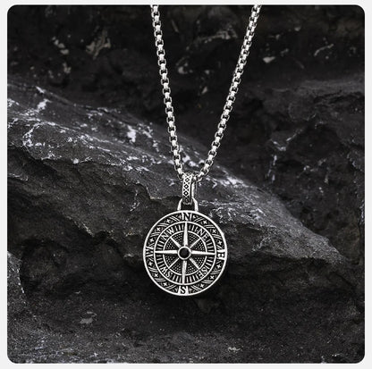 Vnox Vintage Compass Pendant Necklaces for Men and Boys, Stainless Steel Coin Necklace, Rock Hiphop Collar, Graduation Gid Gift