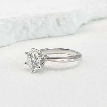 NeeTim 0,5–5 ct Moissanit-Ring für Damen, 925er Sterlingsilber mit weißvergoldetem Labordiamant, Verlobungs- und Ehering-Schmuck