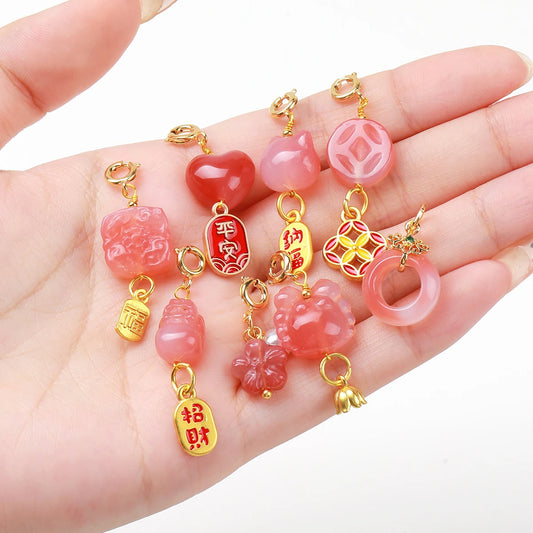 1 Stück Naturstein Salzquelle Achat geschnitzt Cartoon Katze Anhänger niedliche Charms für Schmuckherstellung DIY Armband Halskette Zubehör