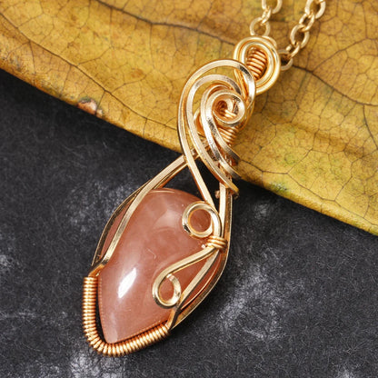 Beliebte Damen-Halskette mit natürlichem Edelstein, Anhänger, weißes Mondlicht, Labrador, handgefertigte Kupfer-Edelstahl-Halskette