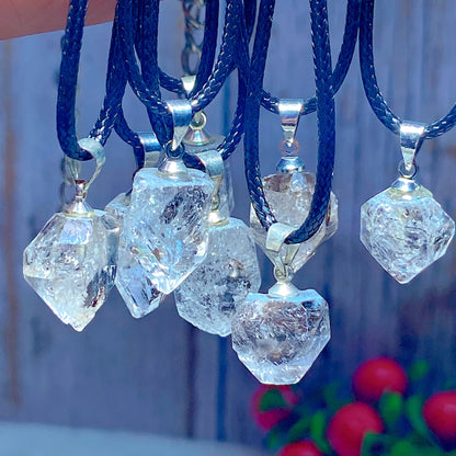 Natürlicher Kristall Herkimer Diamant Zubehör Hängestein Edelsteine Mineral Energie Reiki Heimdekorationen Geschenk Erzkristalle
