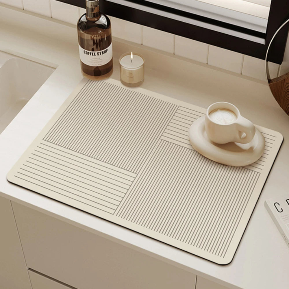 Schachbrettmuster Gummi-Küchenabtropfmatte Saugfähige Rutschfeste Geschirrabtropfmatte für Kaffeemaschine Teetasse Geschirr Dekoration