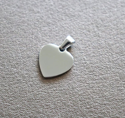 20 Stück Herz 304 Edelstahl Stempeln Blank Tag Anhänger Charms mit Snap on Bails für Halskette Schmuckherstellung Geschenk