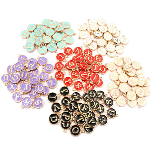26 Stück 12x14mm A-Z Buchstaben Charms Emaille Alphabet Initial Letter Charms Anhänger Handgemachtes DIY Armband Schmuck Herstellung Zubehör
