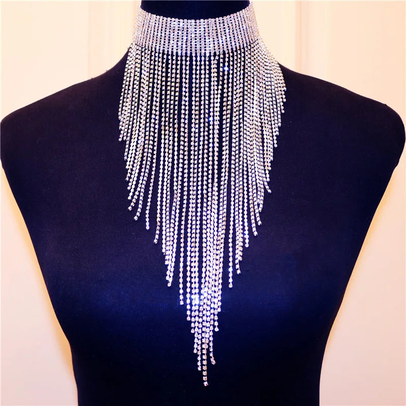 Mode Luxuriöse Strass Quaste Halskette Einfache Schmuck Geschenke Frauen Anhänger Vielseitige Halsband Halskette Sexy Bar und Nachtclub