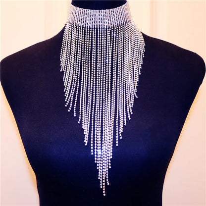 Mode Luxuriöse Strass Quaste Halskette Einfache Schmuck Geschenke Frauen Anhänger Vielseitige Halsband Halskette Sexy Bar und Nachtclub