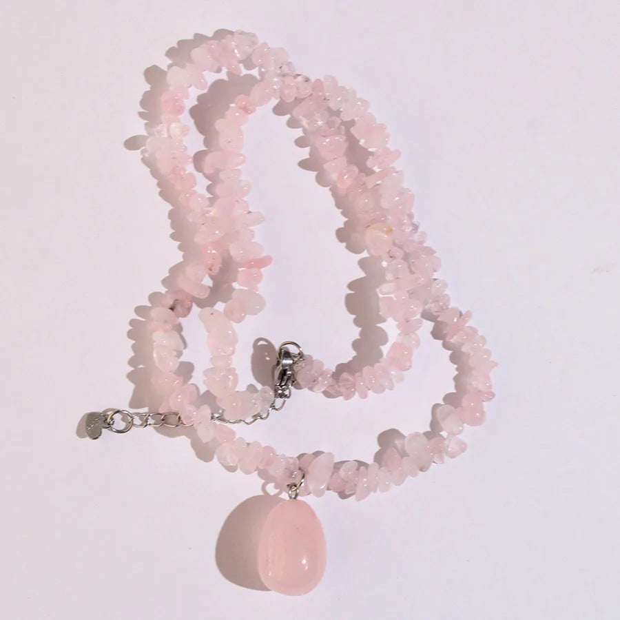Natürliche Amethyst- und Kristallquarz-Chip-Perlen-Choker-Halskette, Böhmischer Unregelmäßiger Heilstein-Schmuck für Frauen