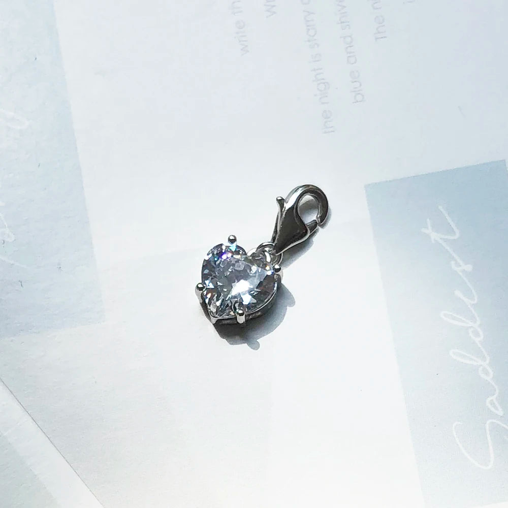 Heißer Modeschmuck, weißer Zirkon-Herz-Anhänger, baumelnder Charme, reines 925er-Sterlingsilber, romantisches Geschenk für Frauen