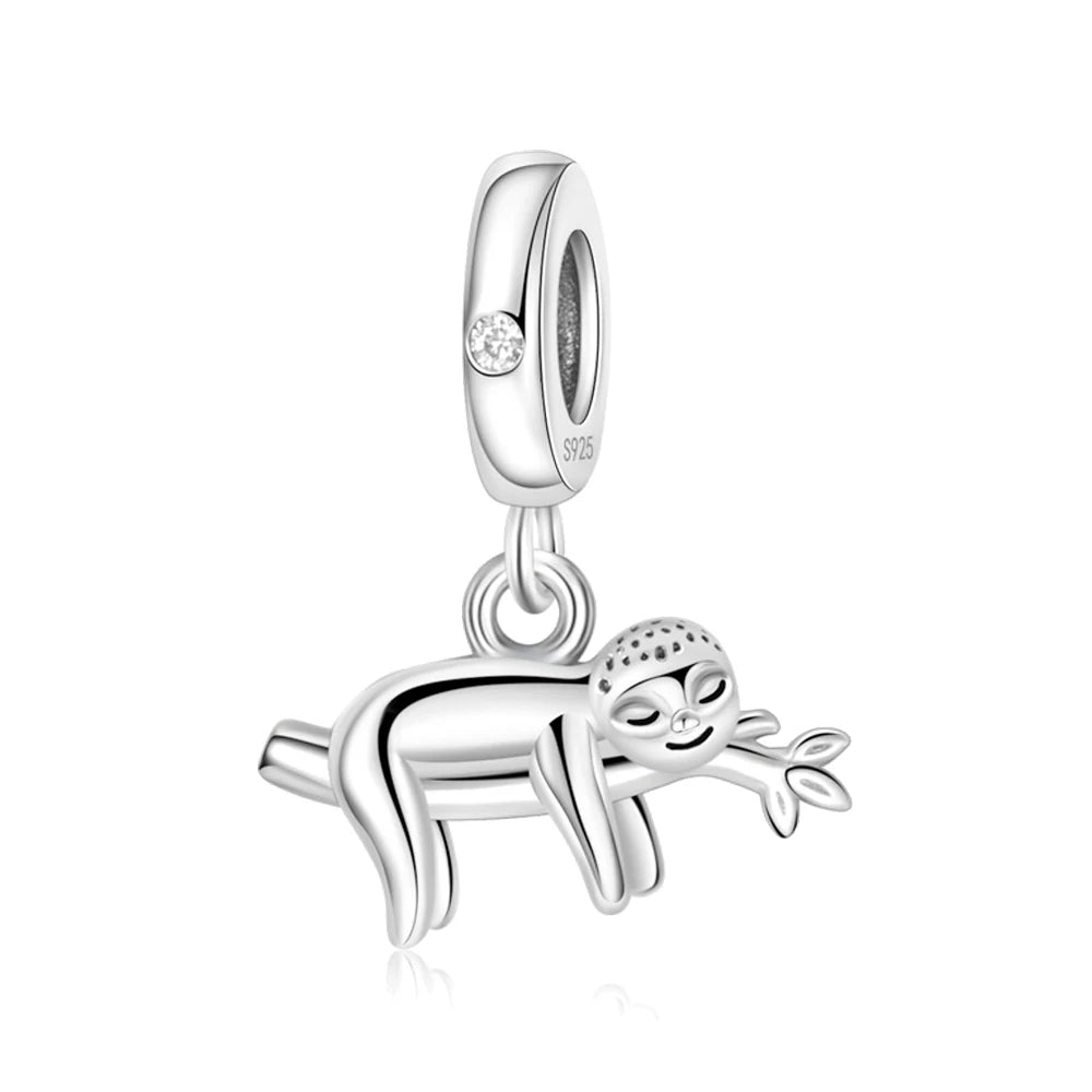 Funkelnde Edelsteinperlen aus 925er-Sterlingsilber mit eingelegten Edelsteinen und baumelnder Charm mit unendlichem Knoten, passend für Schlangenarmband, Boutique-Halskette, schönes Geschenk