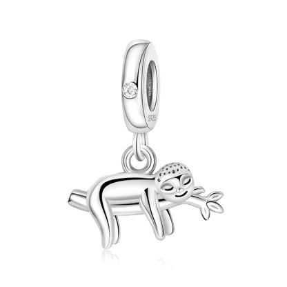 Funkelnde Edelsteinperlen aus 925er-Sterlingsilber mit eingelegten Edelsteinen und baumelnder Charm mit unendlichem Knoten, passend für Schlangenarmband, Boutique-Halskette, schönes Geschenk