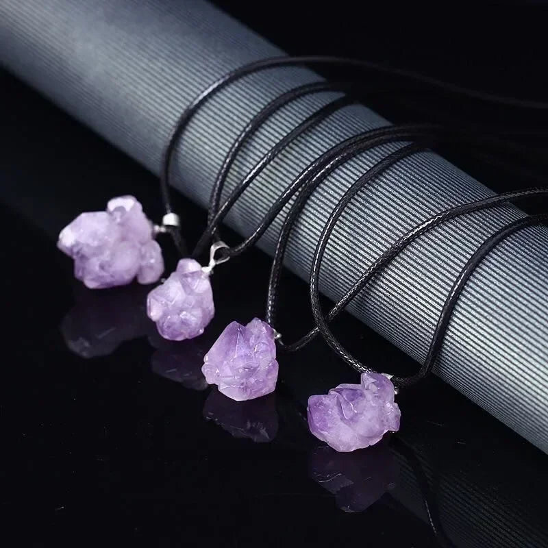 1PC Natürlicher Kristall Rohstein Amethyst Anhänger Energie Heilung Edelstein Amethyst Halskette Charms Chakra Halo Schmuck für Frauen