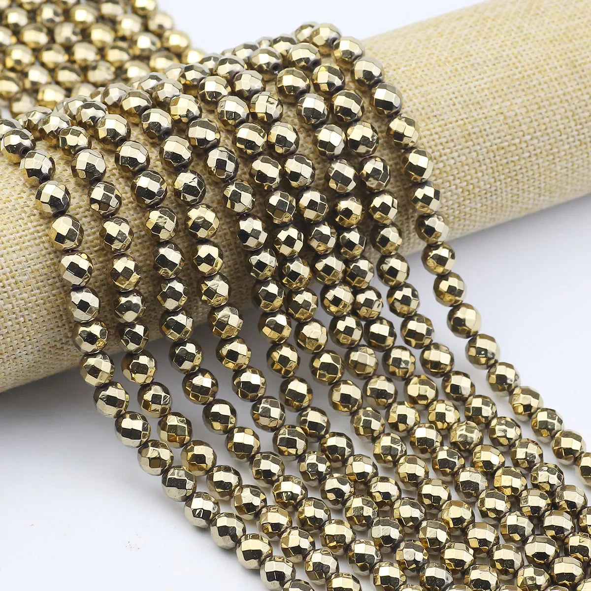 Messing Farbe Hämatit Naturstein Facettierte Runde Lose Perlen Für Schmuck Machen DIY Armband Halskette 15'' Strang 2/3/4/6/8/10mm