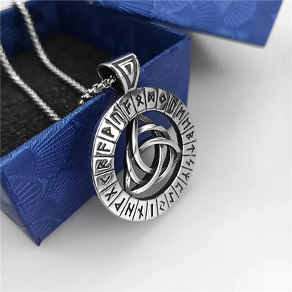 YILUOCD Viking Nordic Rune Halsketten für Männer Edelstahl Trinity Keltischer Knoten Anhänger Amulett Pagan Nordische Runen Jewerly