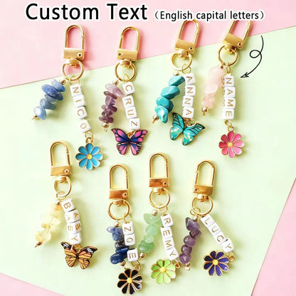1 STÜCK personalisierter Schlüsselanhänger aus Metall mit Gänseblümchen-Blume/Schmetterling, Kristallstein/Lapislazuli-Rohstein-Anhänger, Weihnachtsgeschenk