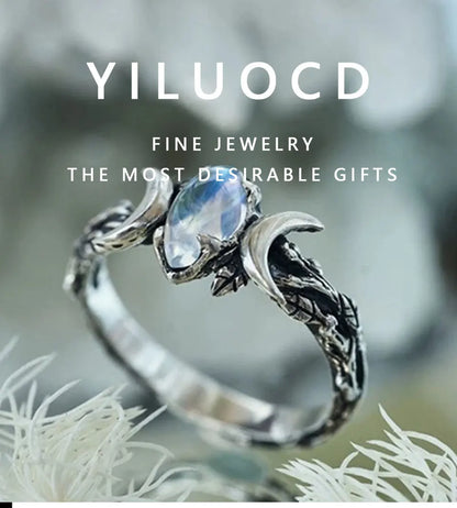 YILUOCD Vintage Natürliche Mondstein Ring Hexerei Triple Mond Göttin Ringe für Frauen Verlobung Party Hochzeit Schmuck Anillos