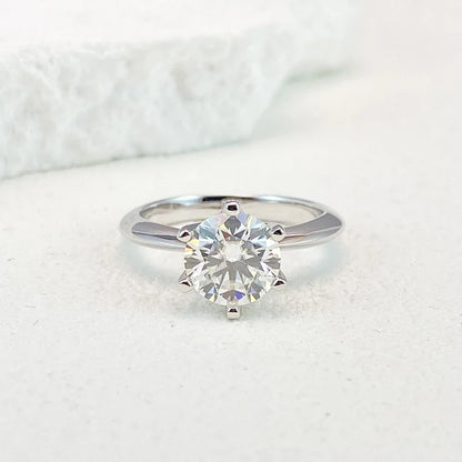 NeeTim 0,5–5 ct Moissanit-Ring für Damen, 925er Sterlingsilber mit weißvergoldetem Labordiamant, Verlobungs- und Ehering-Schmuck