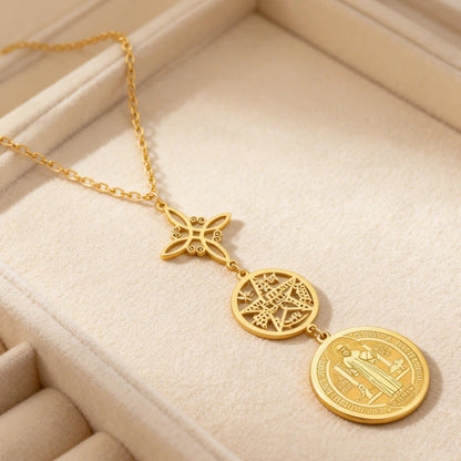 Dreifache Schutzhalskette mit Hexenknoten, Pentagramm, Tetragrammaton, St. Benedikt, Edelstahl, spirituelles Symbol, Amulett, Schmuck