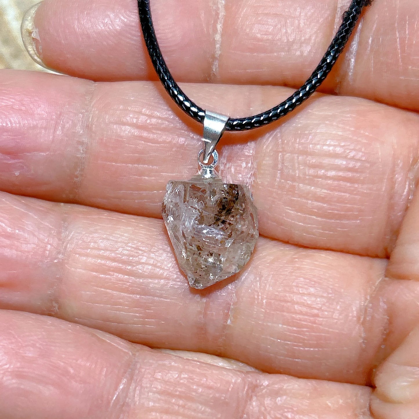 Natürlicher Kristall Herkimer Diamant Zubehör Hängestein Edelsteine Mineral Energie Reiki Heimdekorationen Geschenk Erzkristalle