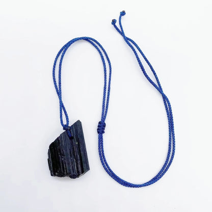 Natürliche Kristall schwarz Turmalin Stein Anhänger Halskette Mode Persönlichkeit Schmuck Heilung rohen Edelstein unregelmäßige Form Geschenk