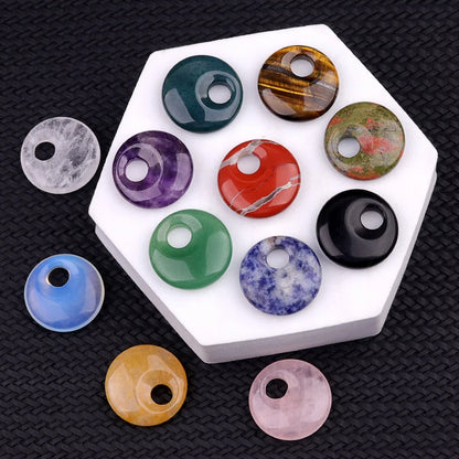 Natürliche 30 mm Donut-Edelstein-Charms für die Herstellung von Schmuck, 8 mm Loch, Polierkristall, runder Glücksmünzenschutz, Heilung